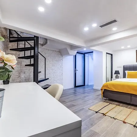 Located Flat Istanbul